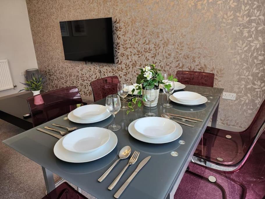 Horizon House, Modern 2-Bedroom Flat 2, Parking, Netflix, Oxford Exterior photo
