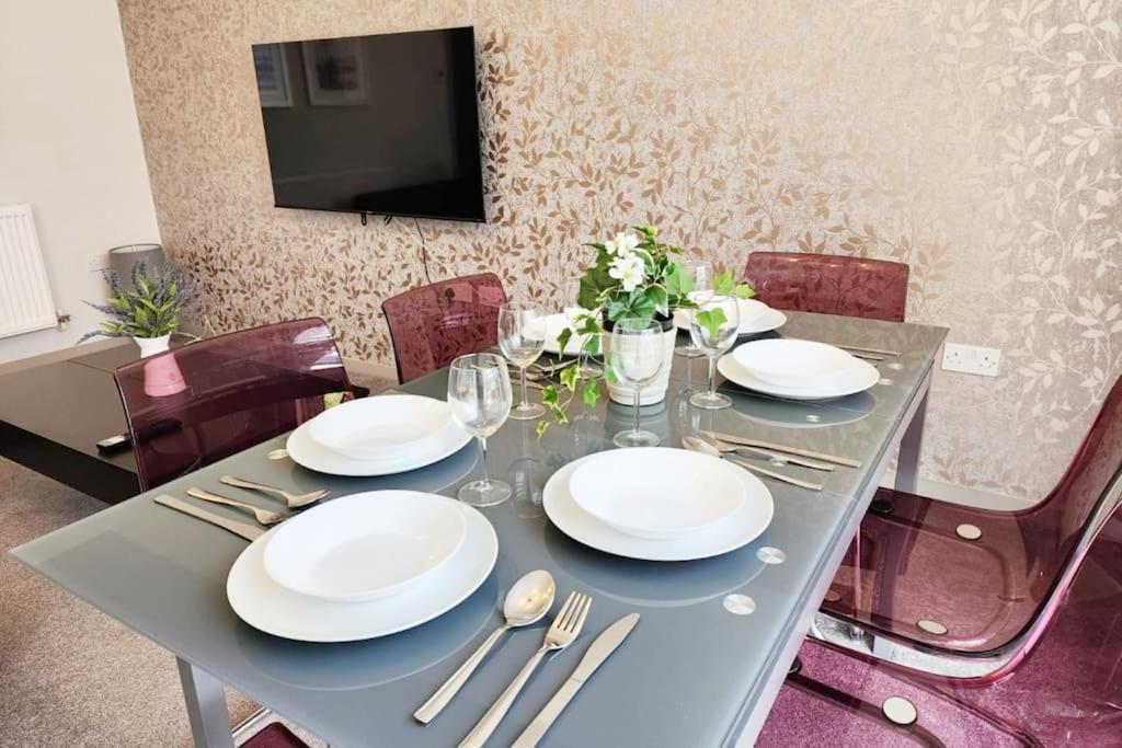 Horizon House, Modern 2-Bedroom Flat 2, Parking, Netflix, Oxford Exterior photo